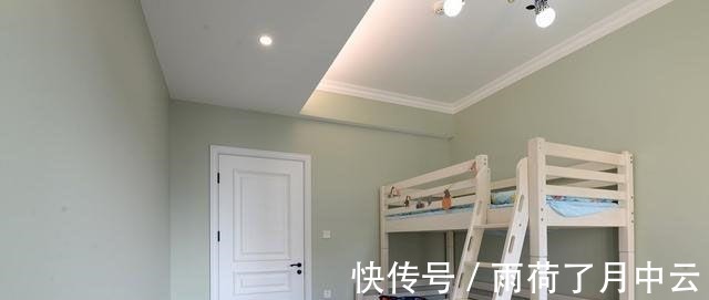 衣帽间|180㎡大平层装成北欧风,不光过道打了整体柜子,独立水吧给力