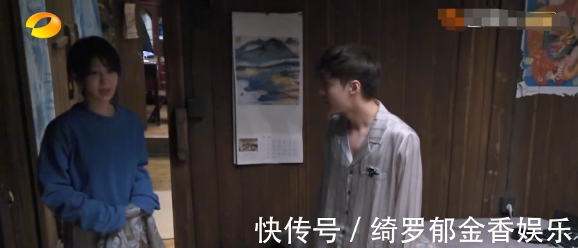 张子枫|《向往》迎来最真实嘉宾!吐槽节目组直言想回家,张艺兴很照顾她