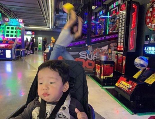 带娃|这届父母带娃能有多“坑”!能活着已经不容易了