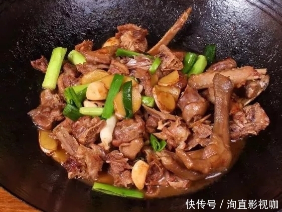  好吃|好吃的年夜饭分享给你，鲜、香、辣、脆，爽口开胃，家人超爱吃