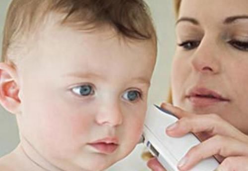 单纯型|宝妈好奇,挤了下宝宝耳朵上的'聪明孔',医生:这种孔不能挤啊