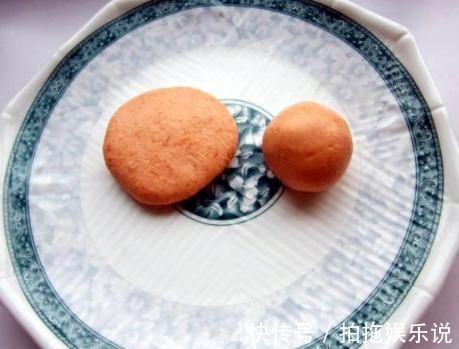 养胃|2根胡萝卜1个鸡蛋，不放一滴水，做早餐软糯更香甜，健脾还养胃