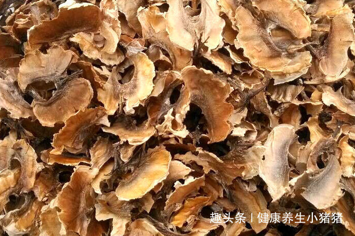 妇科病|立秋后,常用此物泡水喝,早晚一杯,失眠好了,妇科病也吓跑了