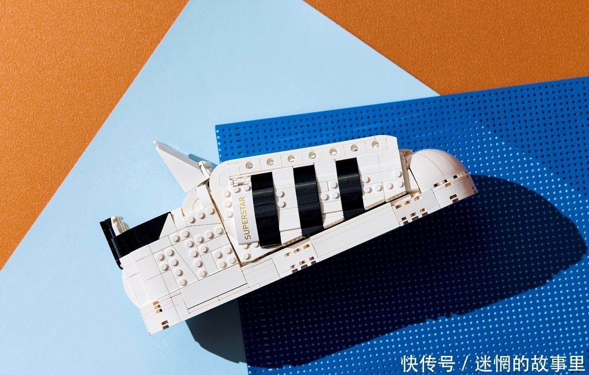 乐高|重现经典鞋款——只是不能穿：乐高和阿迪达斯联名套装10282发布，国内不发售