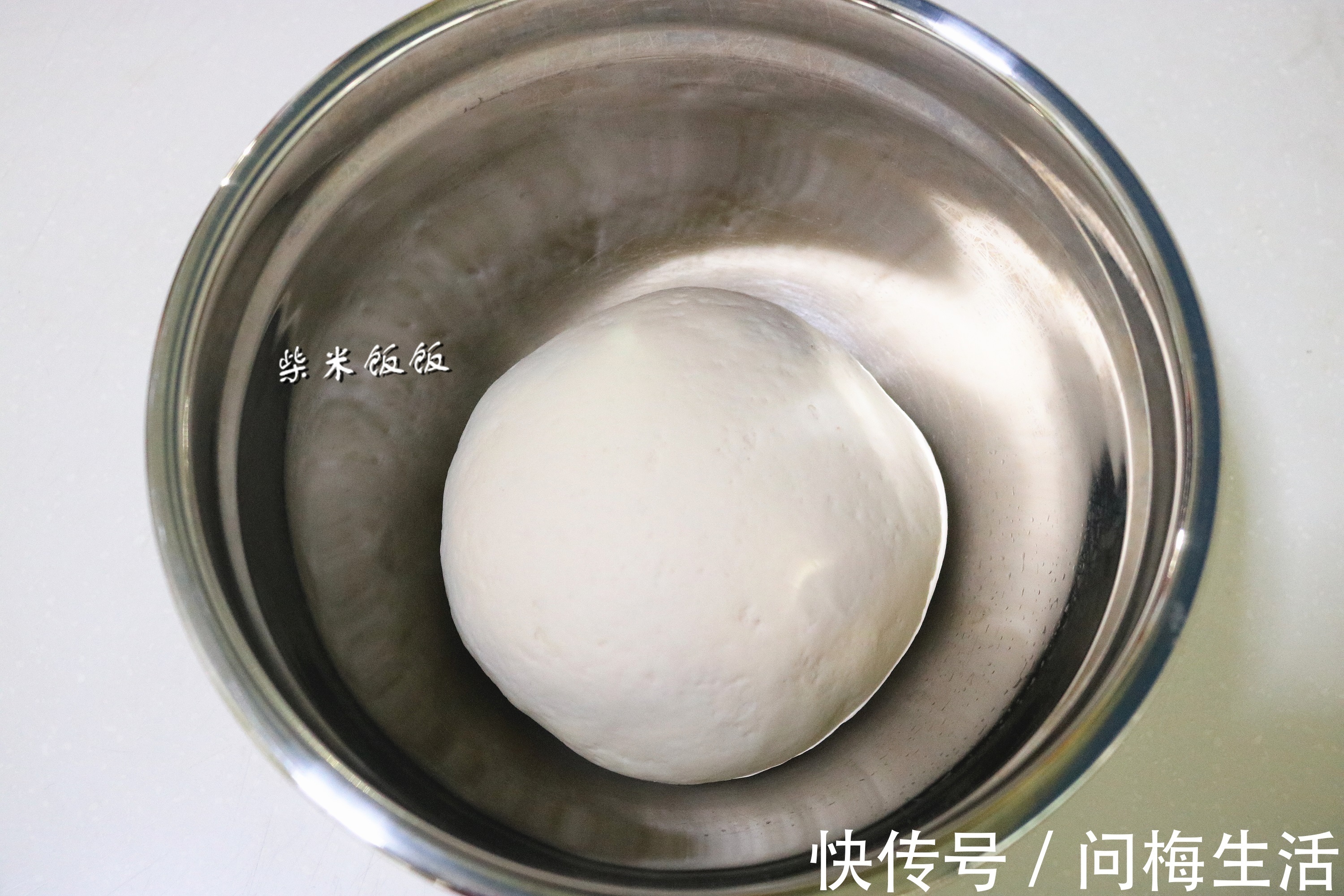 蒸锅|山东戗面馒头,家常做法,香软又筋道!没有菜,白嘴也能吃2个