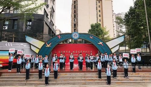 南宁市翡翠园学校：在春天播下美好习惯的种子