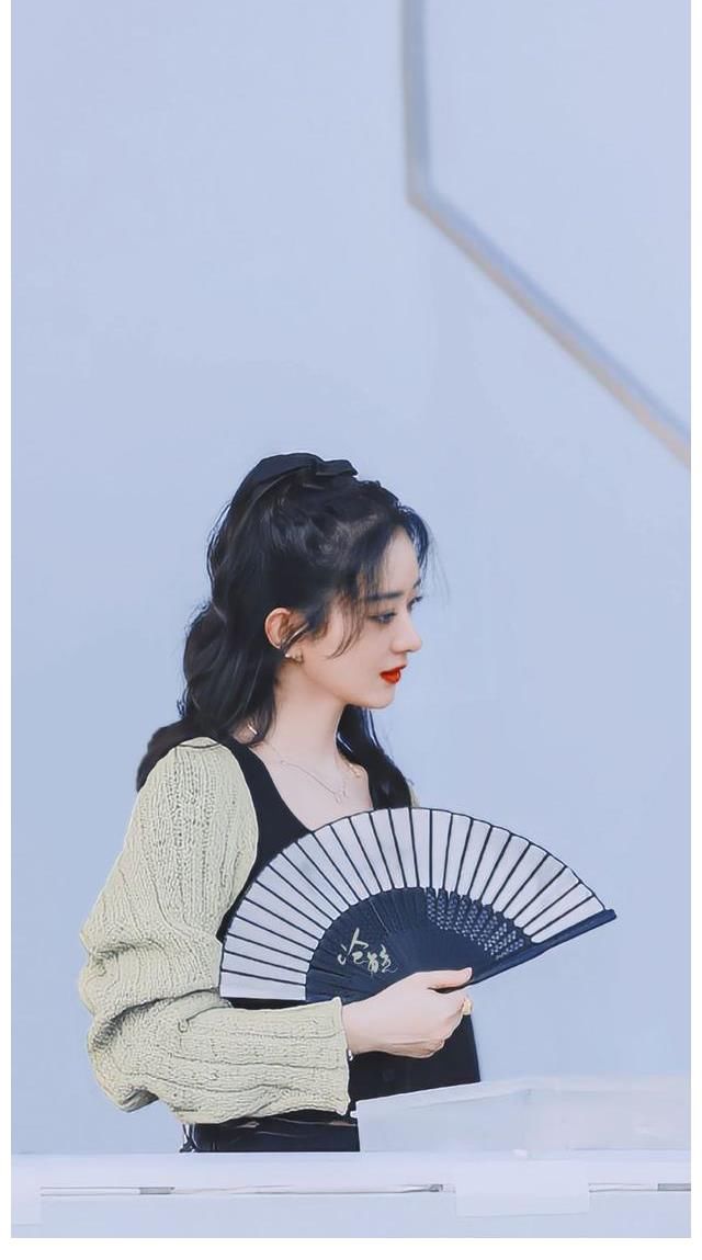 趙麗穎|中餐廳預告曝光，趙麗穎回歸節目中爆笑回應“別喊媽”真是好期待