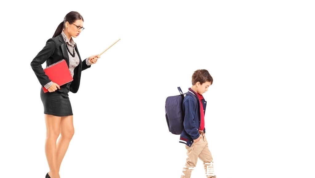 孩子|真为孩子好,这几种场合父母再生气也别批评孩子,孩子会感激你