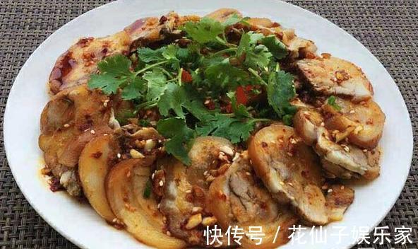 辣椒油|美食推荐豉椒蒸土豆排骨，麻婆虾仁，茄汁大虾，烧椒扣肉等