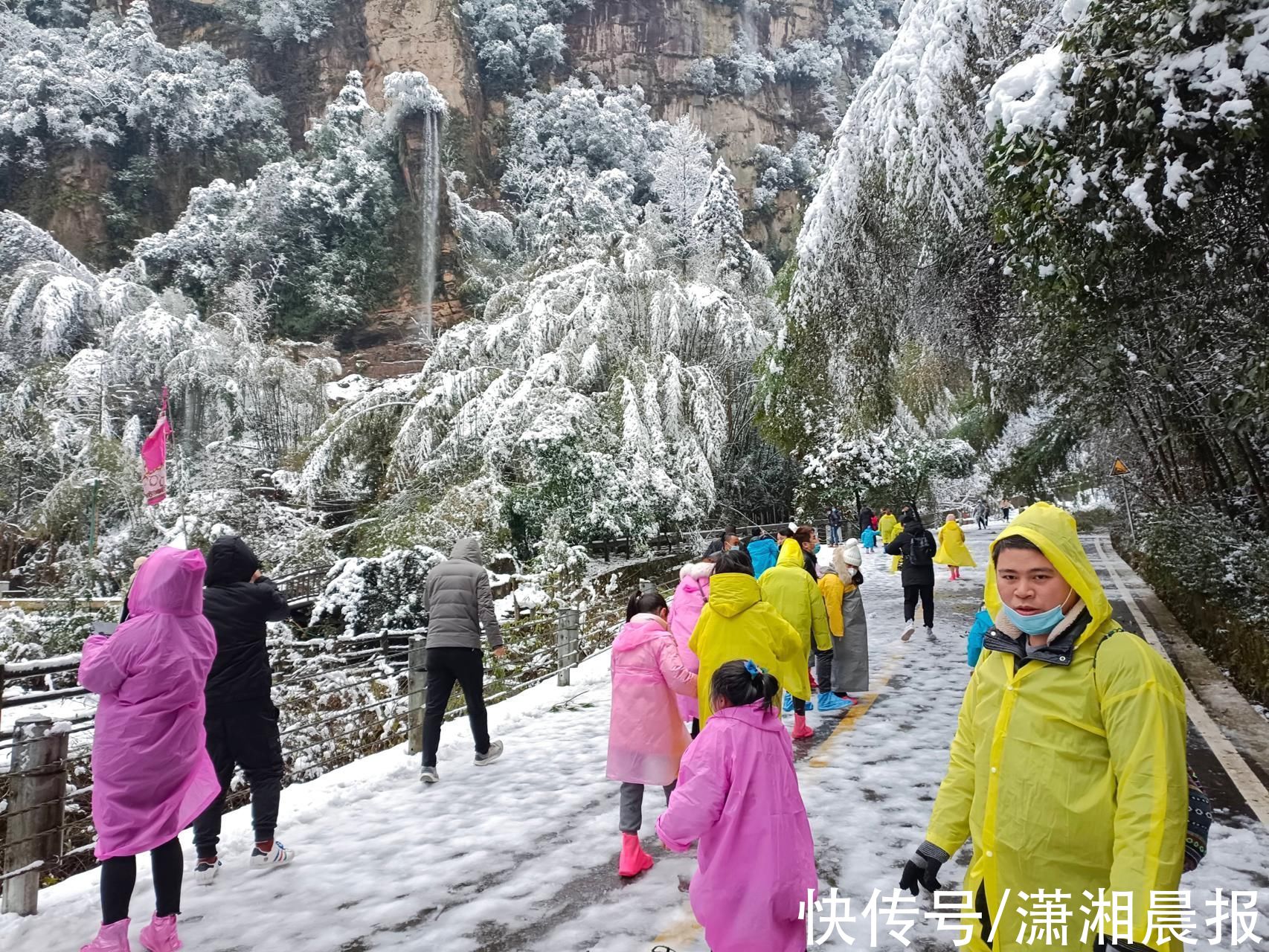 宝峰湖|赏雪好去处！张家界宝峰湖迎来罕见大雪