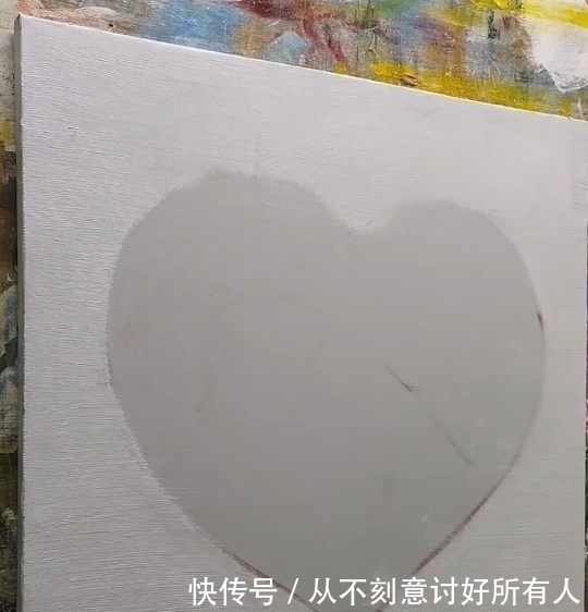 爱心#美术生画爱心,被吐槽太简单了,看到白色后:这大佬,惹不起