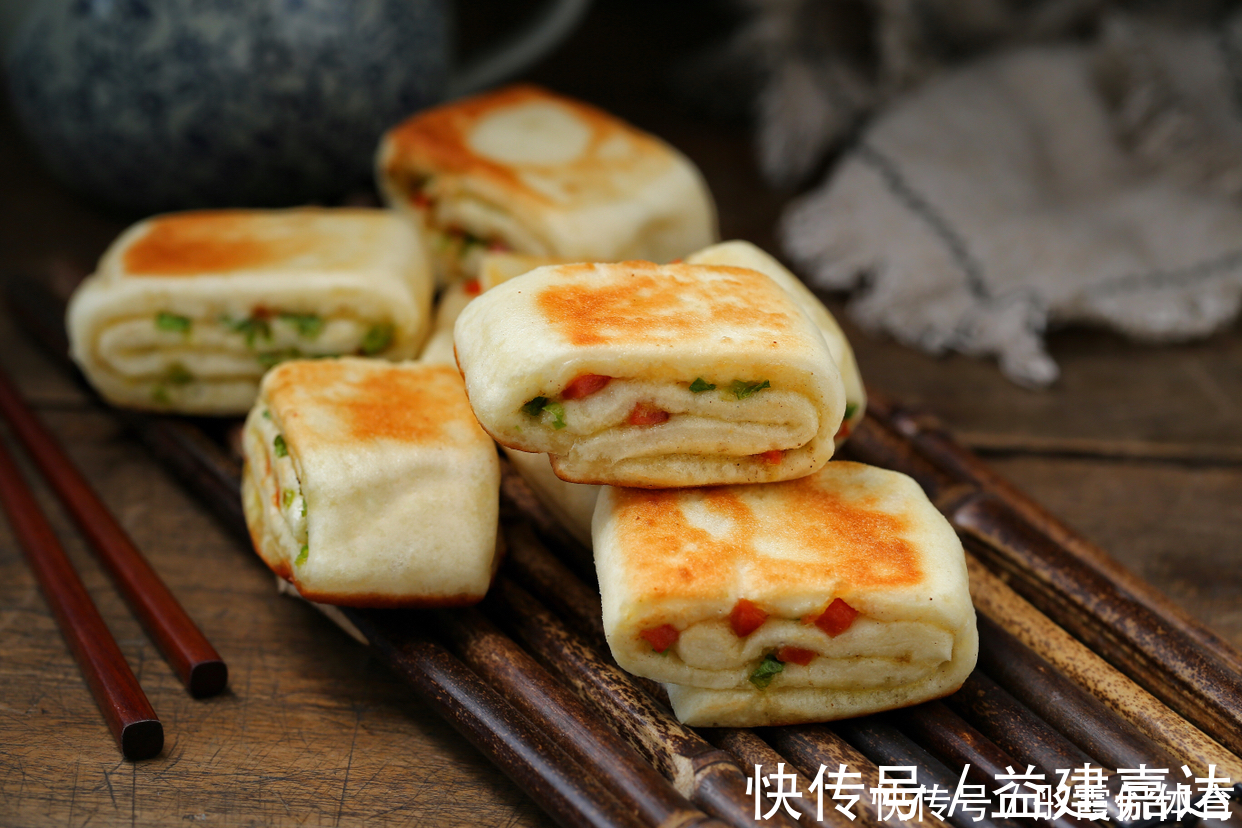 比馒头还好吃的切面饼，我家三天两头就做一锅，不用发面省时省力