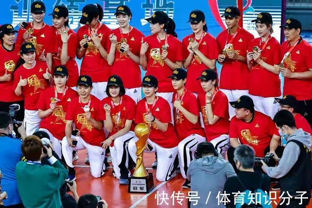 中国女排|王宝泉缔造天津女排八个纪录,不去接班郎平中国女排帅位可惜了!