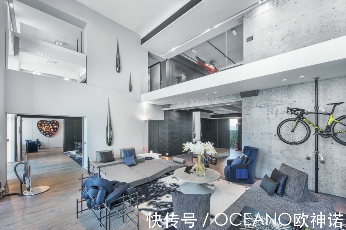 住宅|604㎡的极简工业风,诠释至简至美的生活