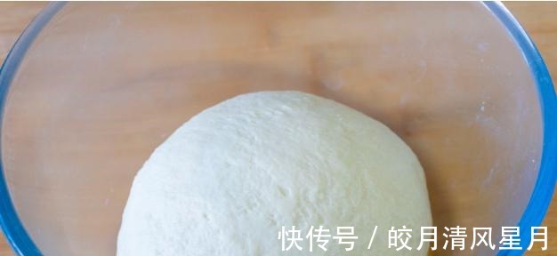 小苏打|居家自制健康小油条，早上起来吃一根，方便还美味，赶快学起来吧！