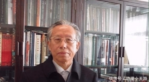 专家街头发现一把“神剑”,花了150万买下,如今价值超10亿