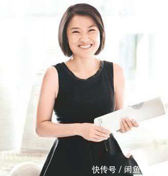 穿搭|潘石屹老婆罕露面,短发配蓝裙气场强大,两口子精英气质还真登对