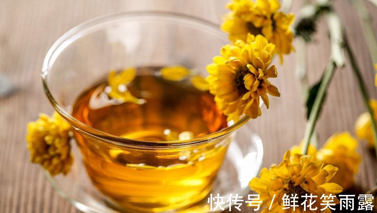 菊花茶|李时珍：菊花与“此物”搭配，坚持半个月，肾脏一天比一天健康