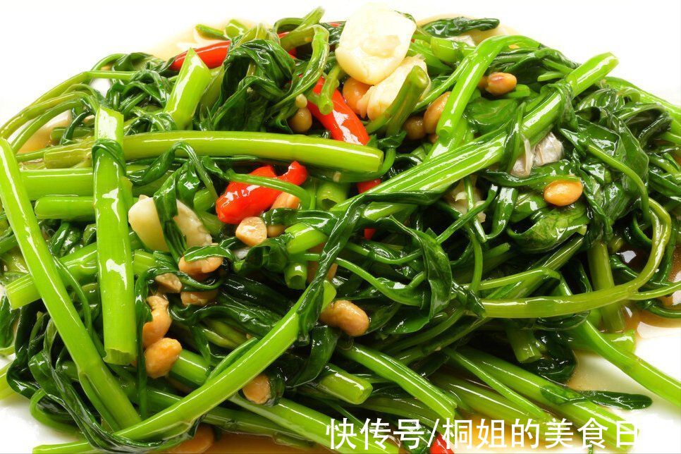 番茄|冬天多吃这碱性蔬菜,4块钱一把,钙比番茄高12倍,爽脆又好吃