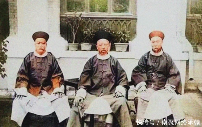 慈禧太后|清朝彩色老照片，慈禧太后荷花丛中体验当神仙，民间纸马惟妙惟肖