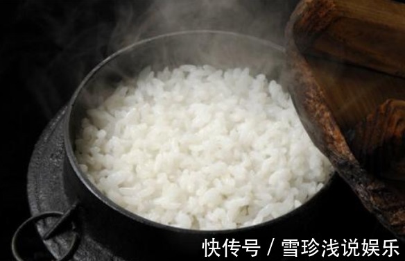 煮米饭，直接加水煮是大错，多做2步，米饭松软香甜，颗粒分明