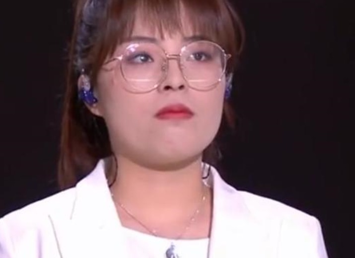 她是好声音冠军,本以为会走红!没想到赛后却沦为路人