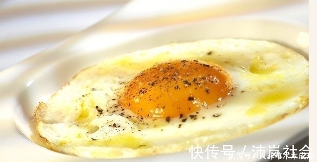 力量训练|减肥过程中，体重下降越来越慢3个方法提高燃脂速度