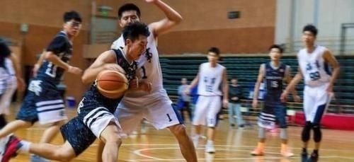 初中女生|中学生最新身高标准,女孩子多高算合格呢,超高也不好