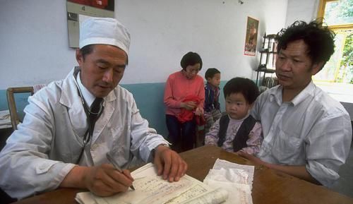 疾病|孩子经常流鼻血？或与这3大原因有关，家长早知早好