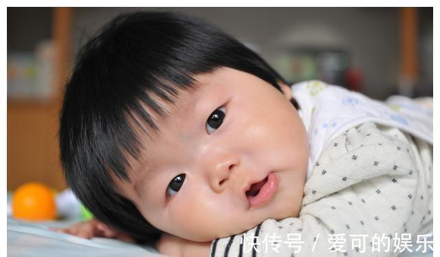 户外运动|8个月孩子的体检标准是啥?大运动和生长发育自查表让家长不焦虑