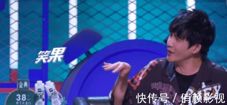 每个演员都很努力,从普通到闪闪发光,台上熠熠生辉