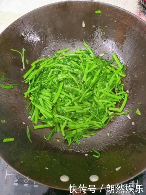 通便就吃这菜,一斤1块5,每晚吃一点,排空黑宿便,瘦出小蛮腰