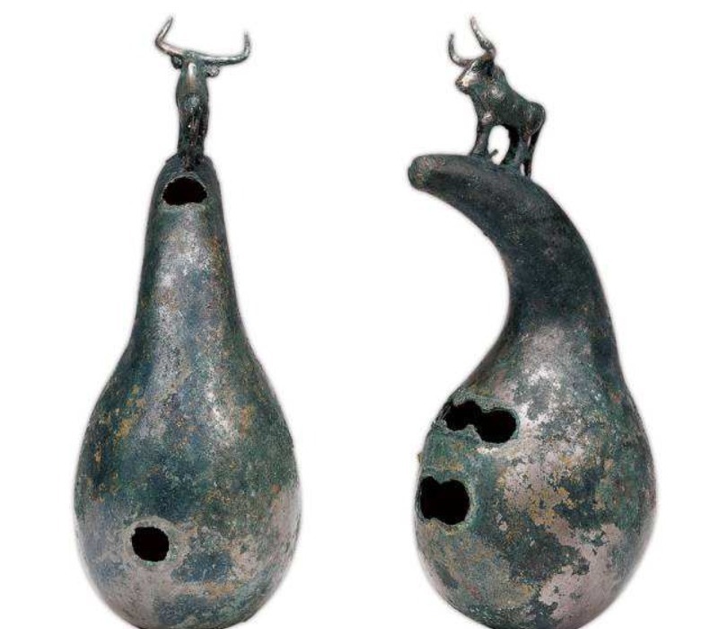 上级|村民修路挖出一口铜棺,专家上报申请保护,上级回应:火速熔化