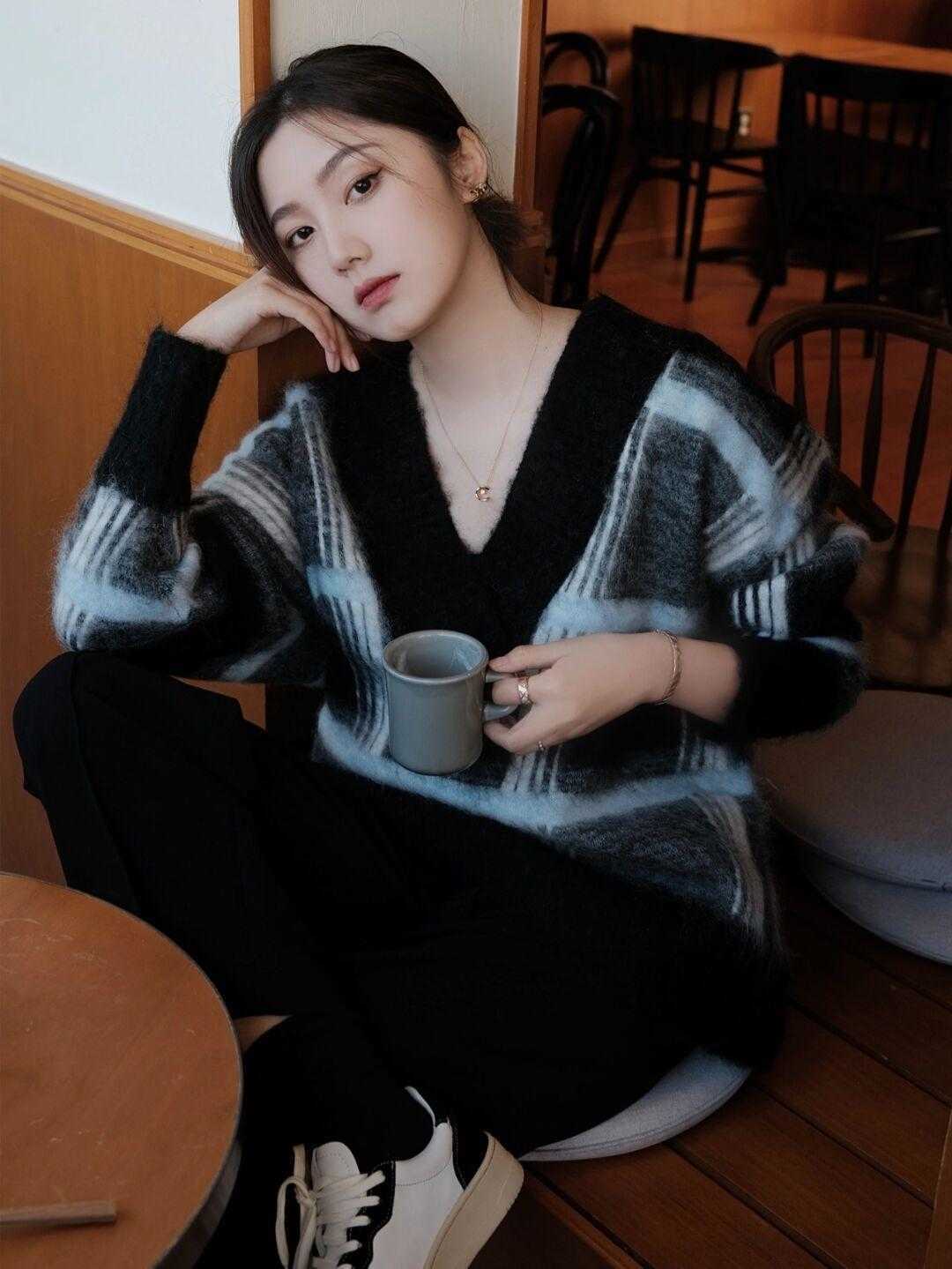 小仙女们 日常穿搭没头绪?快来看看这些简约大方的气质穿搭,谁穿谁美