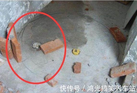 砖砌|老爸为了省钱砖砌淋浴房,传到朋友圈被吐槽说:像棺材,气炸了!