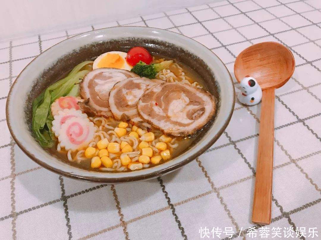 女性减肥别碰4种“主食”,比米饭还长肉,图四吃了还长痘痘!