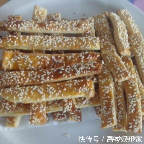 红薯条|周末最适合给孩子们准备小点心,红薯芝麻条、山药饼、酸奶蒸糕