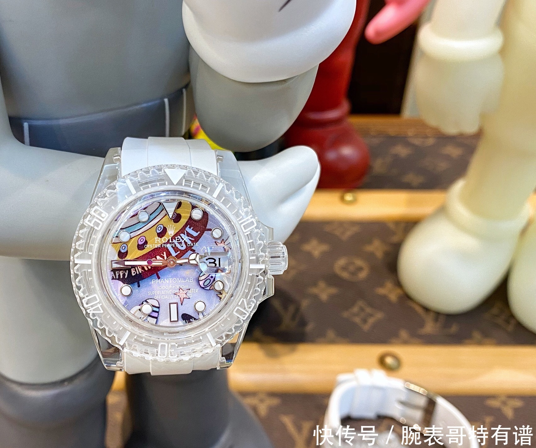 全水晶壳机身，爆改劳力士水鬼！撞表率为零的劳力士透明水鬼！