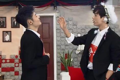 肖战早就是“游戏大魔王”录节目智商爆表,做游戏反应超快