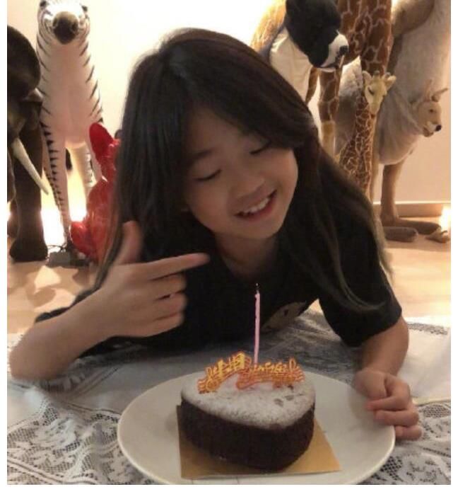 吴速玲|《爸爸去哪儿》中萌娃长大了，曹格晒女儿近照, 变化巨大