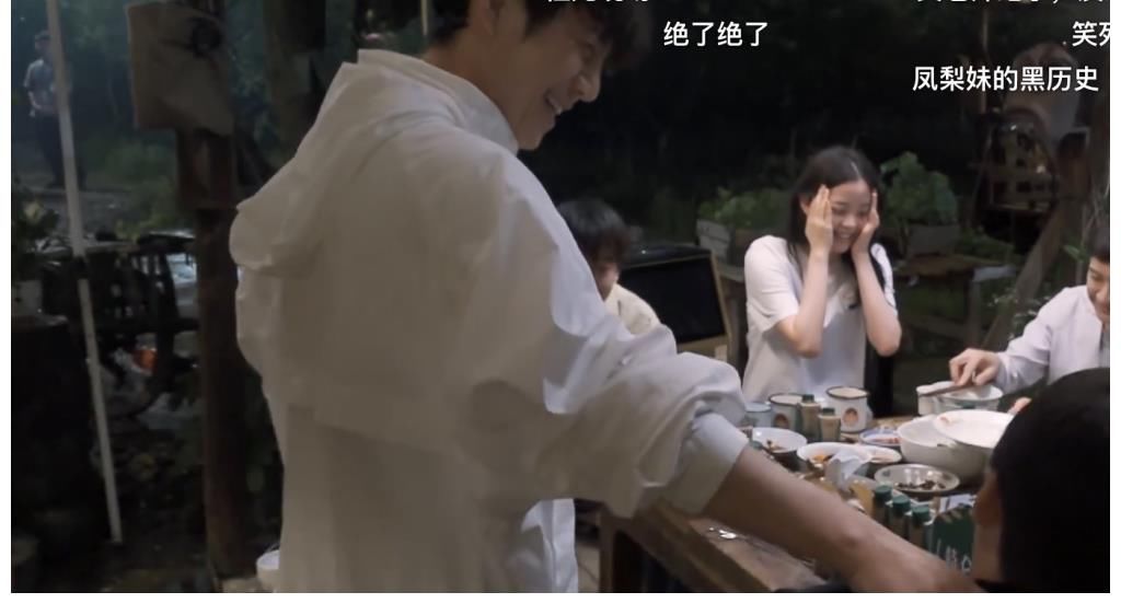 蘑菇|被黄磊说是“专业哭的”，被何炅模仿哭相，欧阳娜娜直言：好丢脸
