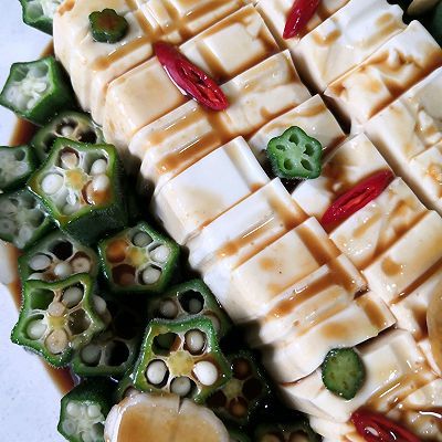 辣妈|捞汁豆腐秋葵