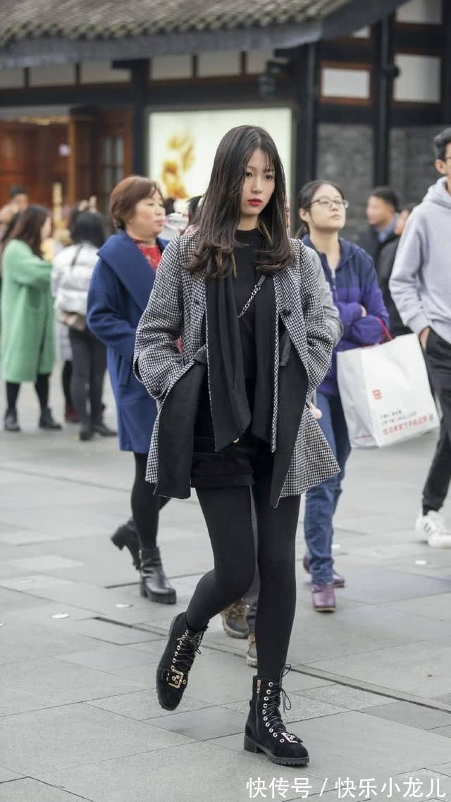 有气质 优美的大衣穿搭简洁大气,让你看起来更加的挺拔有型