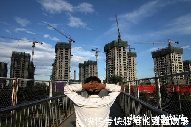 住户|100万的房子,却败在了“少梯多户”的电梯上!现在想卖都卖不掉