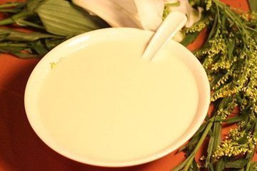 耳聋|多吃蜜蜂能促进长寿，但蜜蜂和它吃会耳聋，大多数人经常这样吃！