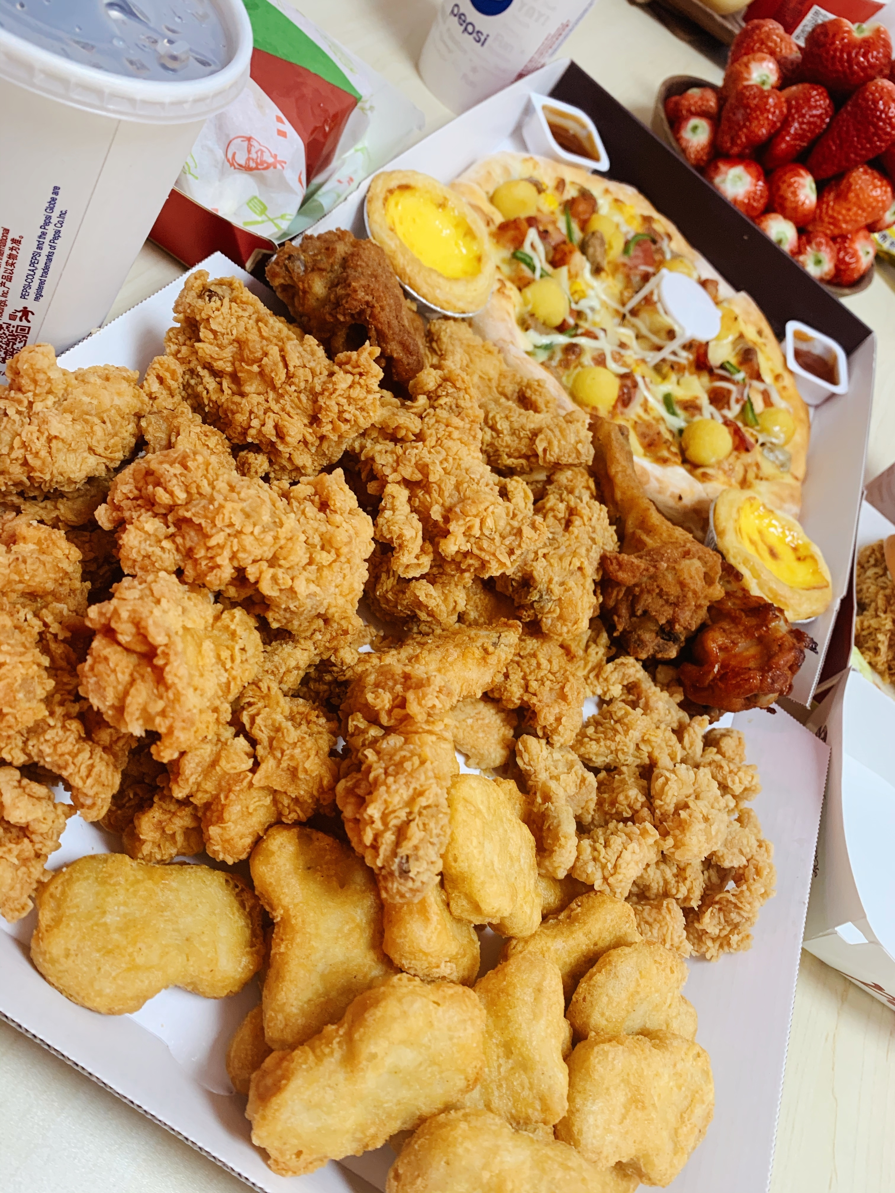 女儿|一学期胖40斤,刚上大学女儿整个人都变了…妈妈急坏:这是怎么了