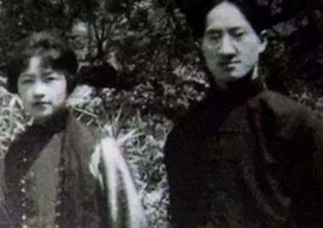 窘迫|再婚后徐志摩生活窘迫,找张幼仪借钱,每次张幼仪都会说同样的话