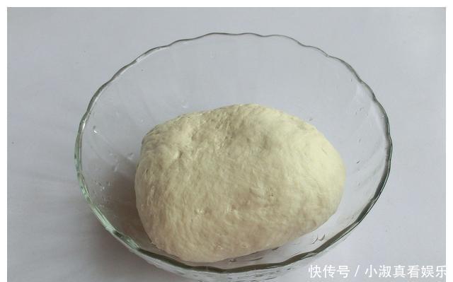 包韭菜馅饺子,直接拌是大错特错,很多人搞错,饺子不鲜也不香