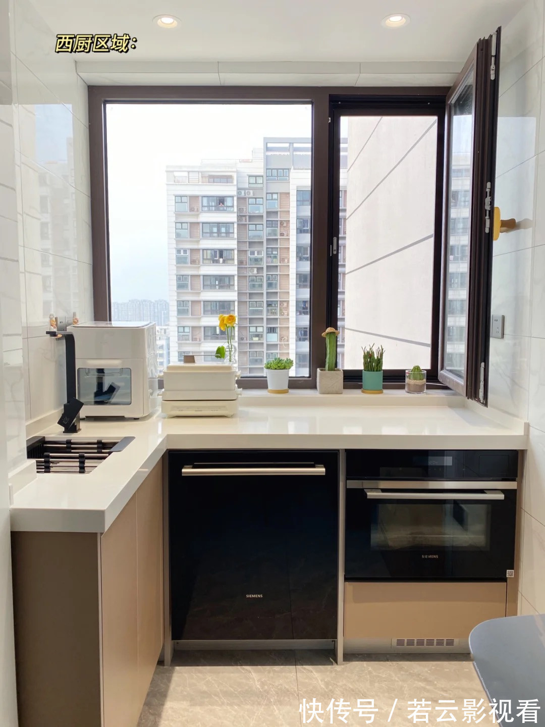 衣帽间|没想到随便装出来的家,得到大家一致好评,简约又大方,真的漂亮