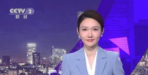 文艺主持|龙洋：首秀《经济信息联播》，不转型文艺主持做实CCTV-2一姐之位